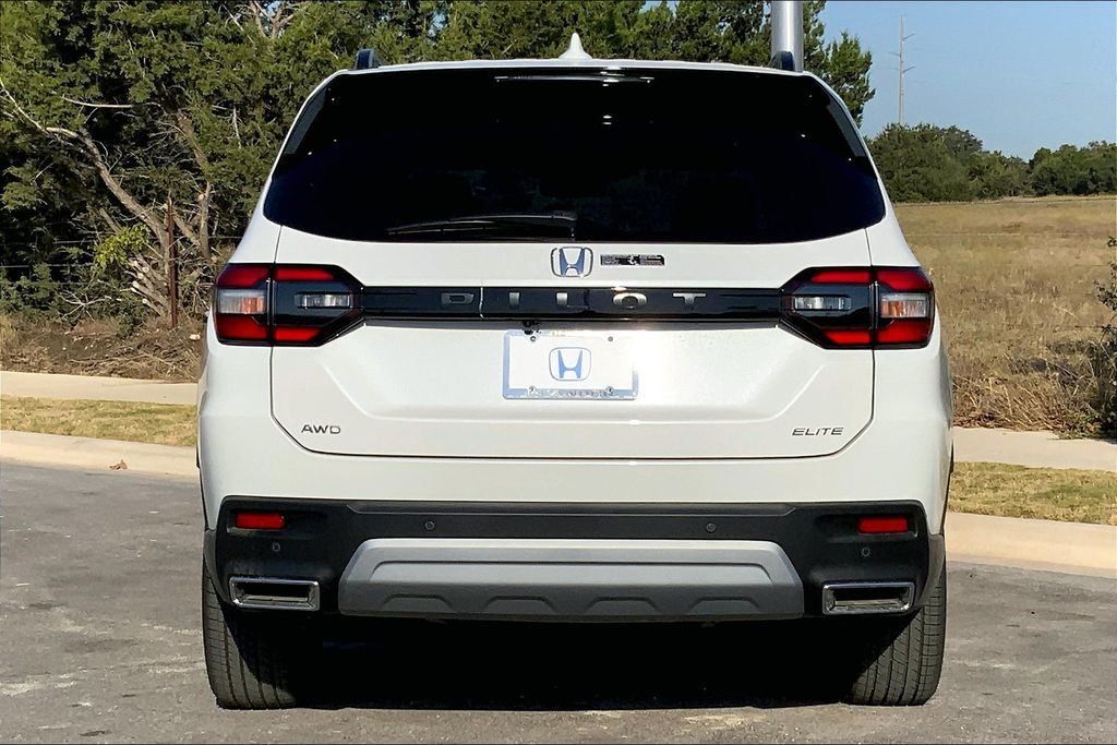 2025 Honda Pilot Elite 4