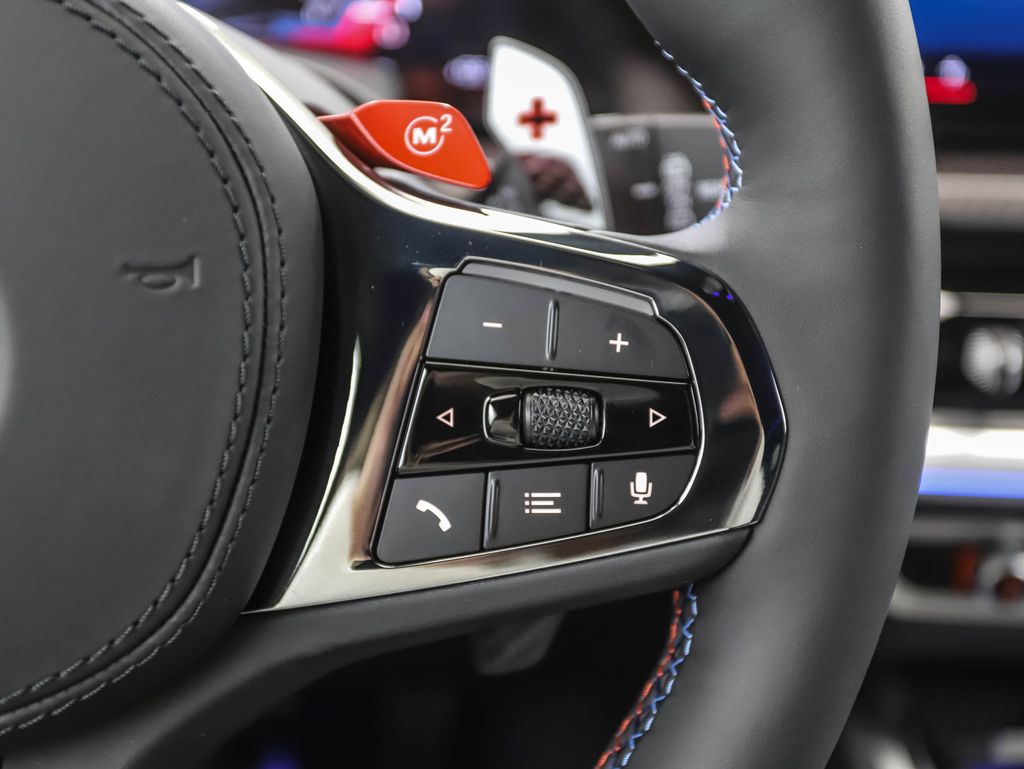 Thumbnail: 2026 BMW XM - 14