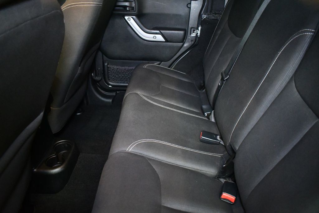 Thumbnail: 2017 Jeep Wrangler - 24