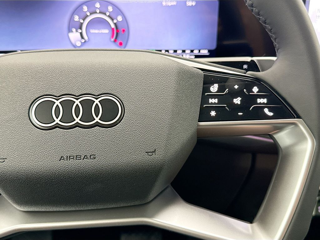 Thumbnail: 2026 Audi Q3 - 12