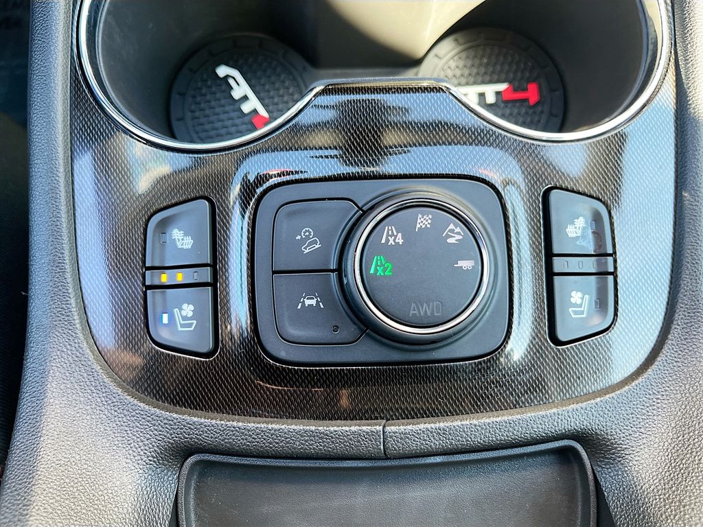 Used 2023 Black GMC AT4 image 21