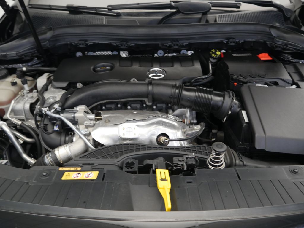 Thumbnail: 2023 Mercedes-Benz GLA - 11