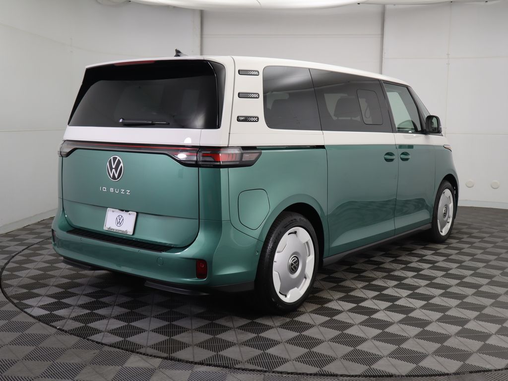 Thumbnail: 2025 Volkswagen ID.Buzz - 5