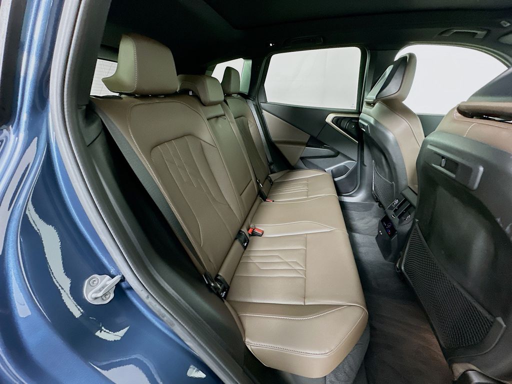 Thumbnail: 2025 BMW X3 - 26