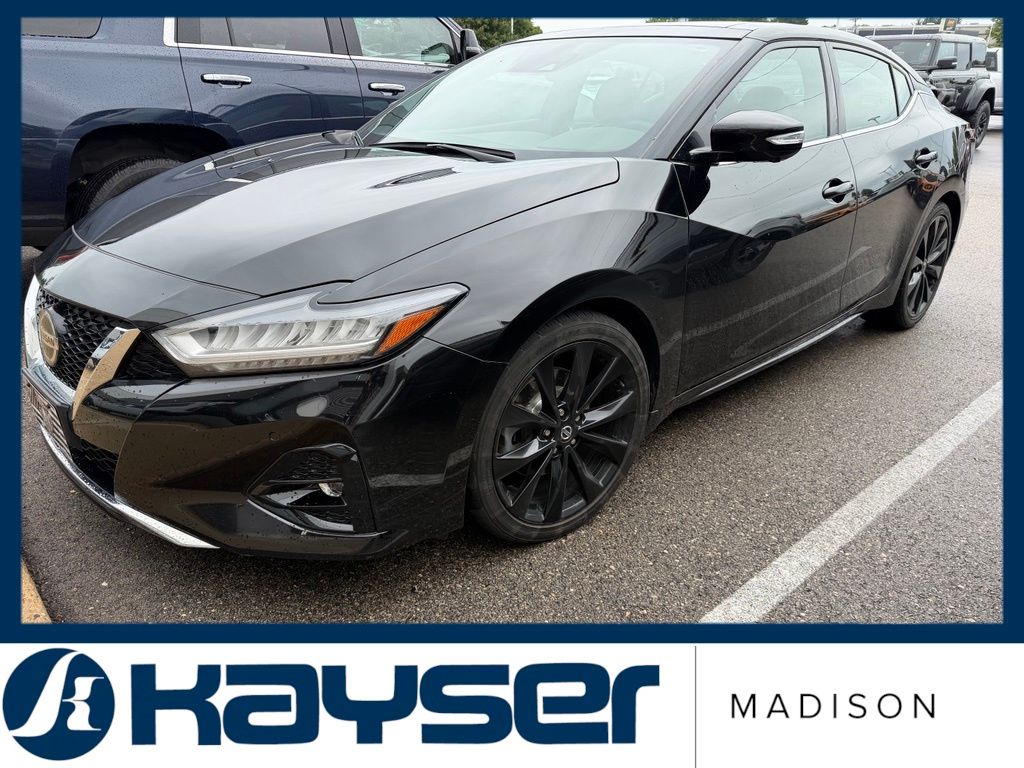 2019 Nissan Maxima SR