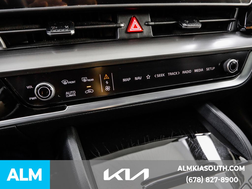 2024 Kia Sportage Hybrid EX photo 35