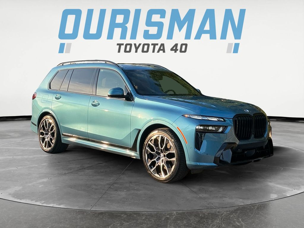 2025 BMW X7 xDrive40i AWD