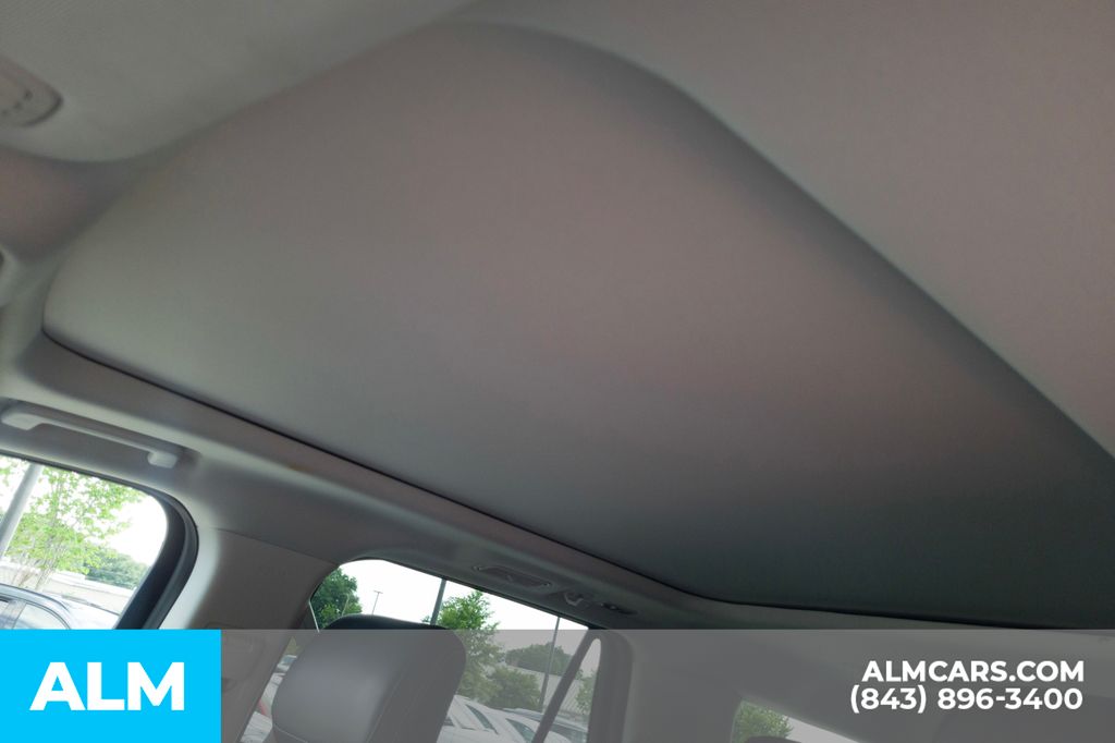 Used 2025 Silver Ford Platinum image 16