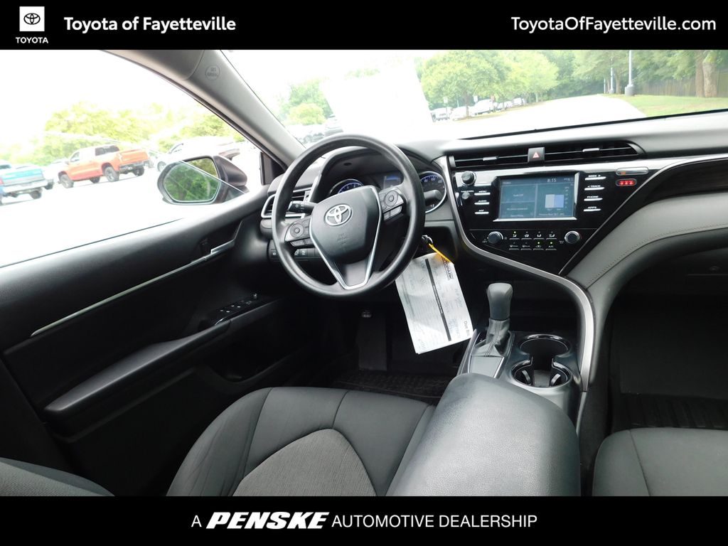 2019 Toyota Camry LE 3