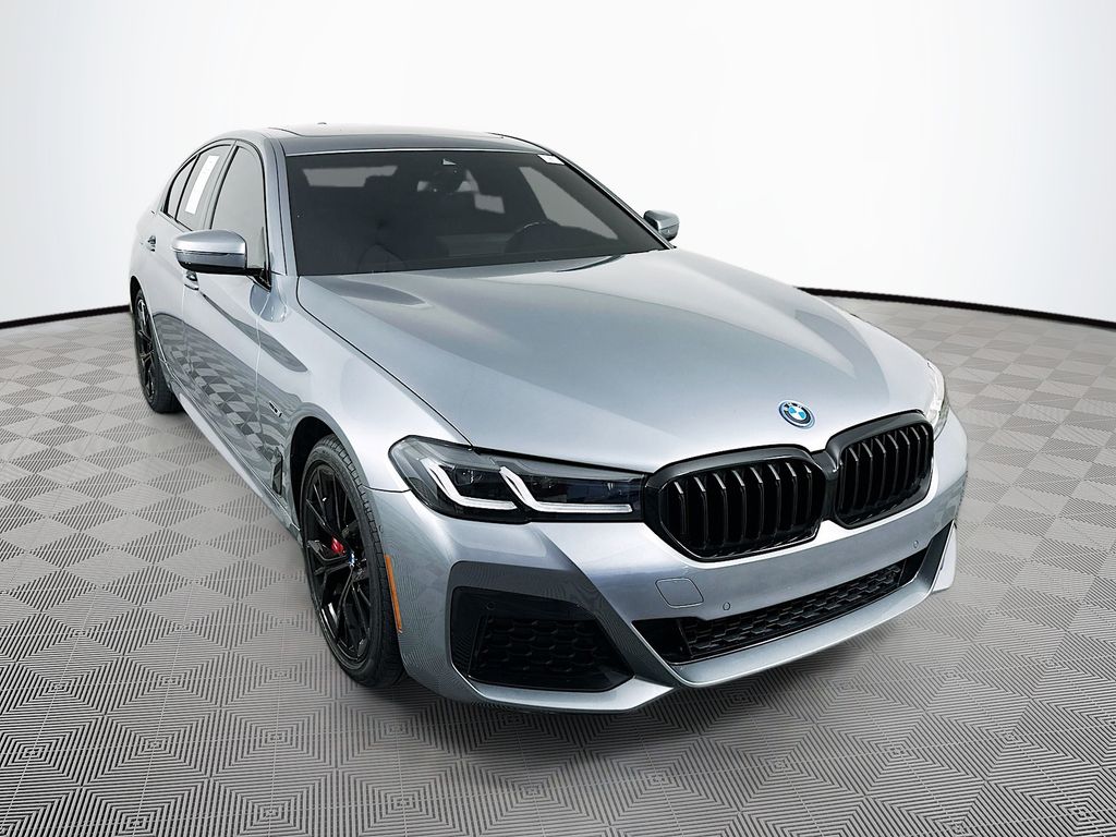 Gray 2023 BMW 5 Series Sedan All-Wheel Drive 8-Speed Automatic