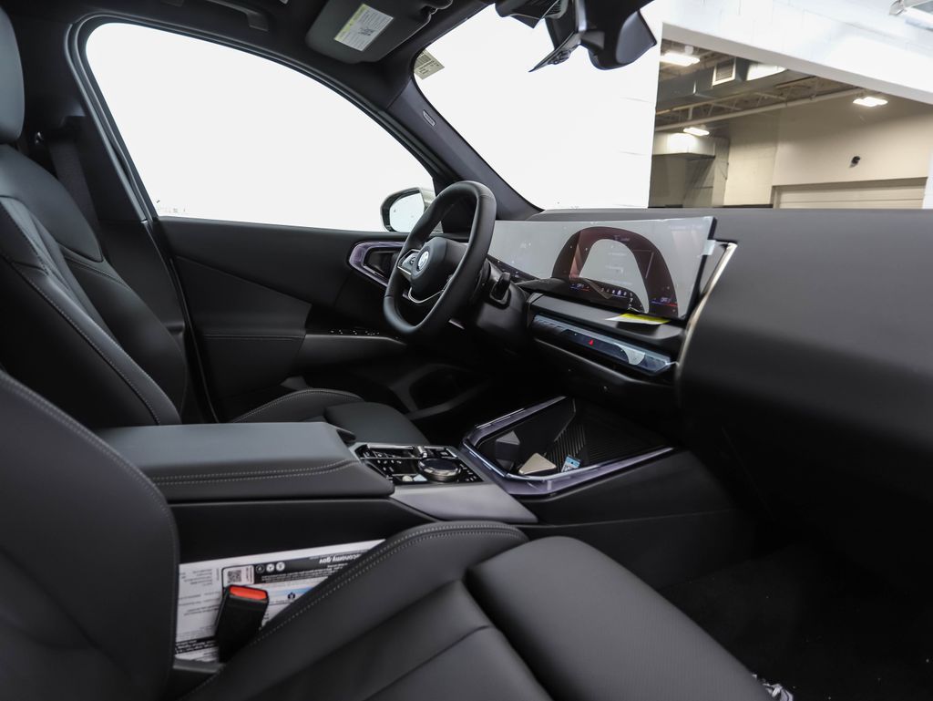 Thumbnail: 2025 BMW X3 - 29
