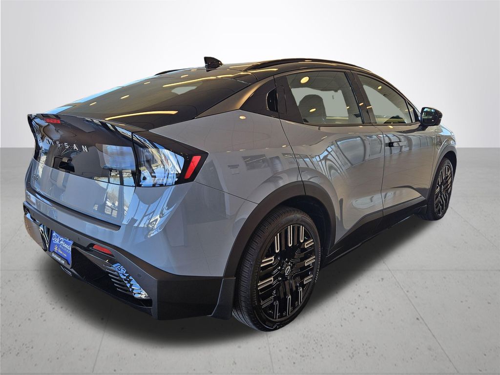 2026 Nissan Leaf PLATINUM+