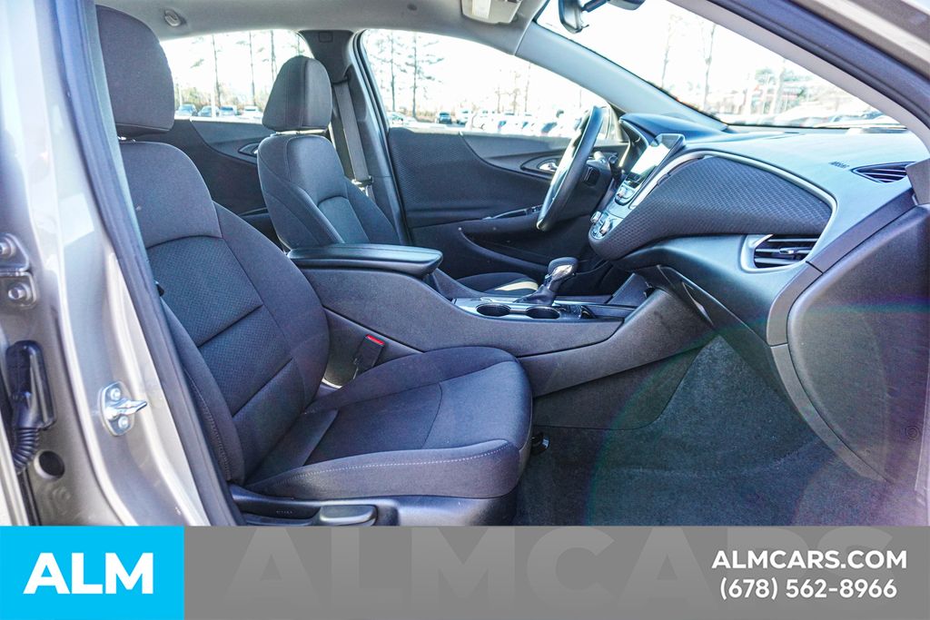 Used 2024 Gray Chevrolet LT image 21