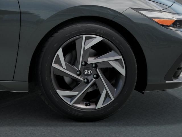 2025 Hyundai Elantra Limited Edition 8