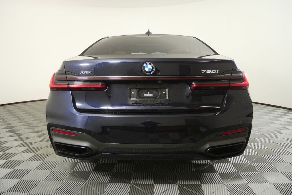 Thumbnail: 2022 BMW 7 Series - 4