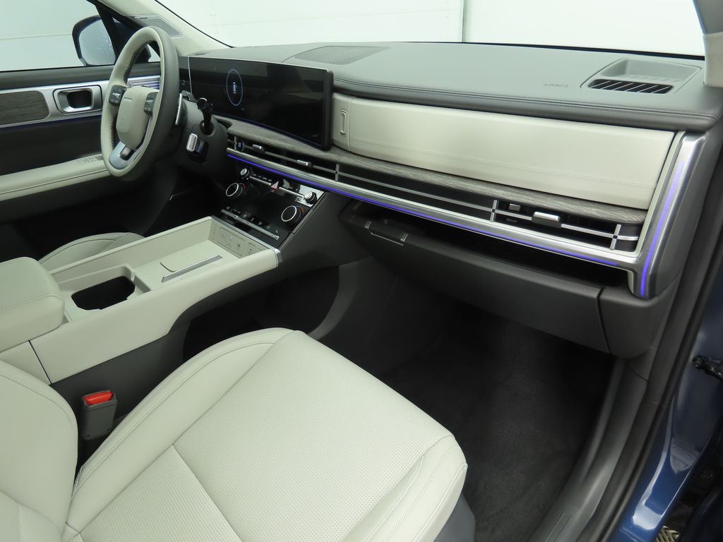 Thumbnail: 2025 Hyundai Santa Fe - 18