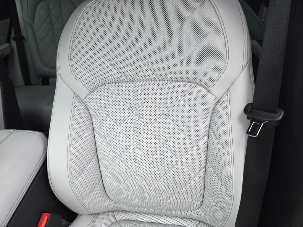 2025 BMW X5 sDrive40i White at Joe Myers Mazda Kia