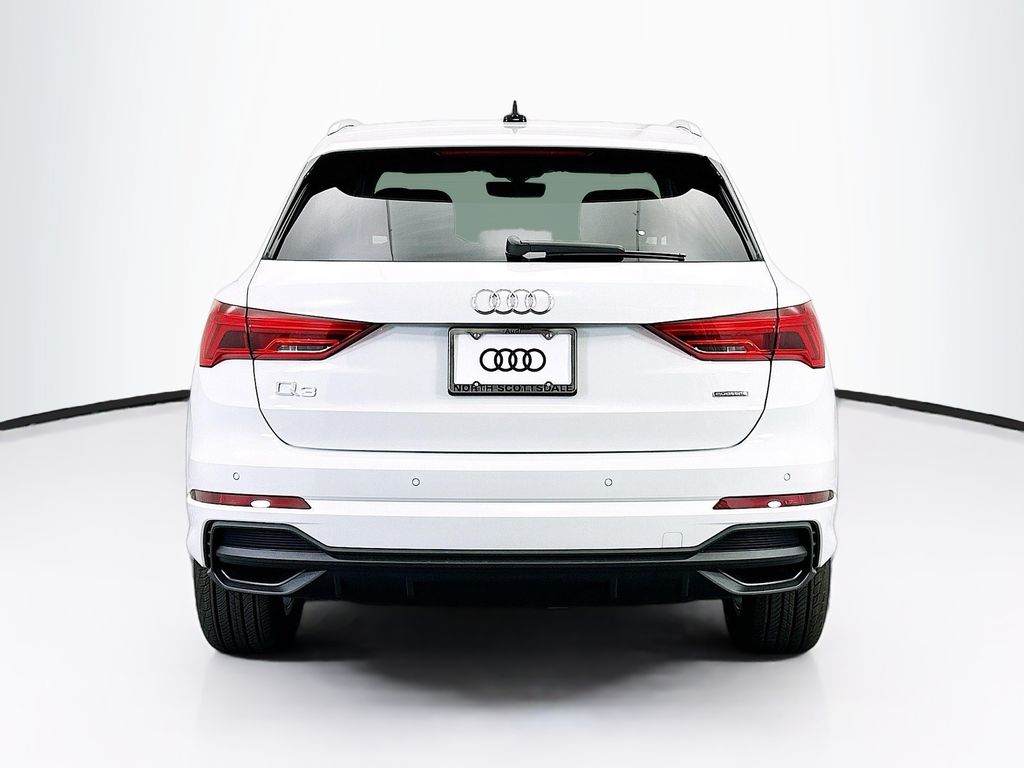 Thumbnail: 2025 Audi Q3 - 6