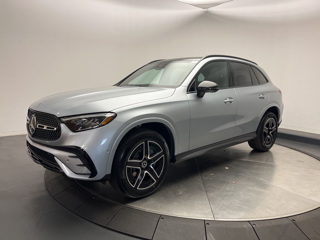 Thumbnail: 2026 Mercedes-Benz GLC - 3
