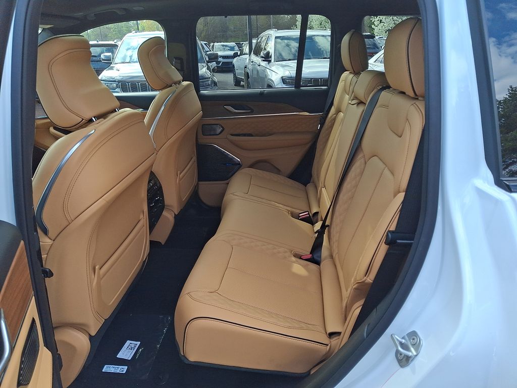 New 2026 Jeep Grand Cherokee SUV