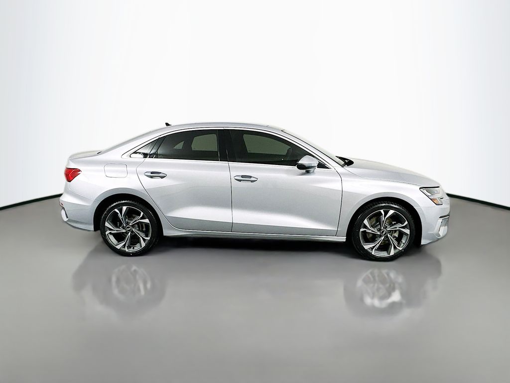 Thumbnail: 2022 Audi A3 - 4