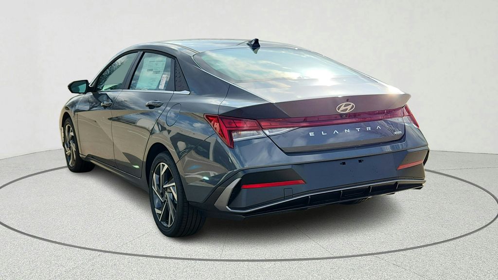 2026 Hyundai Elantra Hybrid