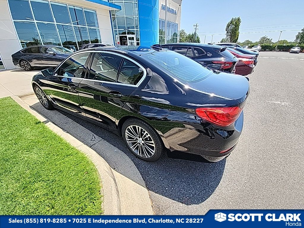 2019 BMW 5 Series 530i