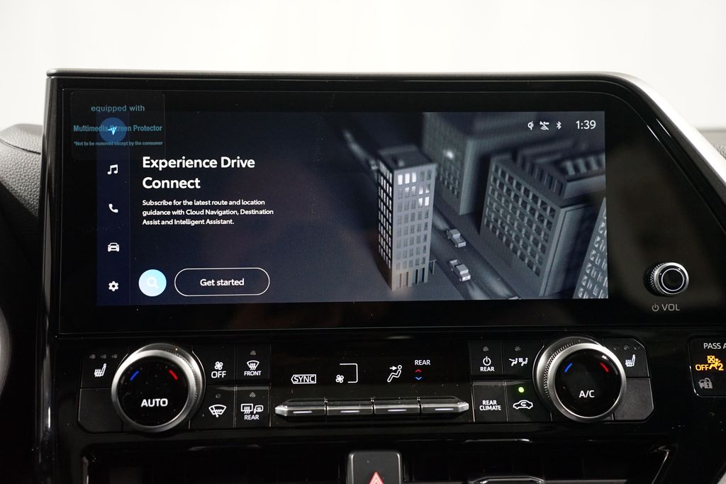 Thumbnail: 2026 Toyota Highlander - 17