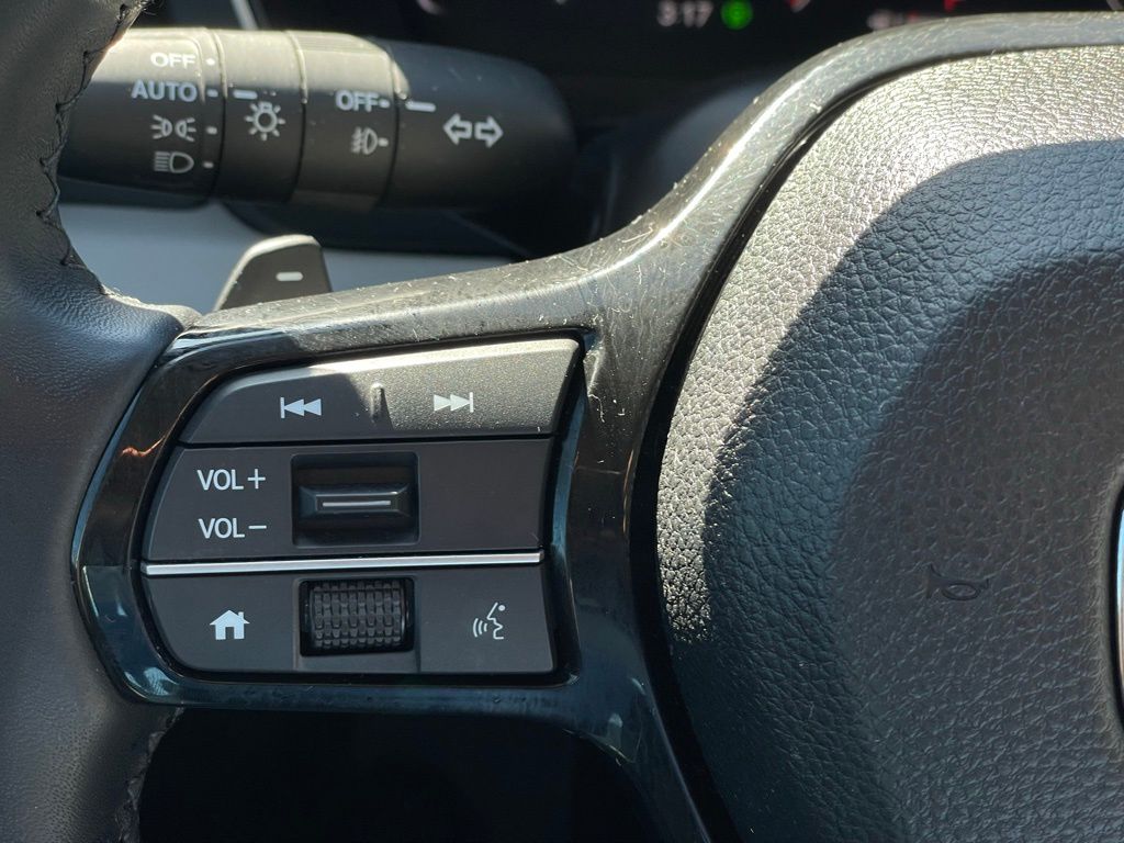 Thumbnail: 2025 Honda Pilot - 15