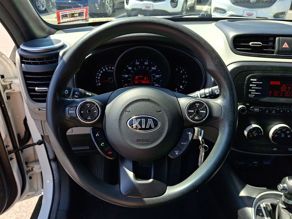 Thumbnail: 2016 Kia Soul - 18