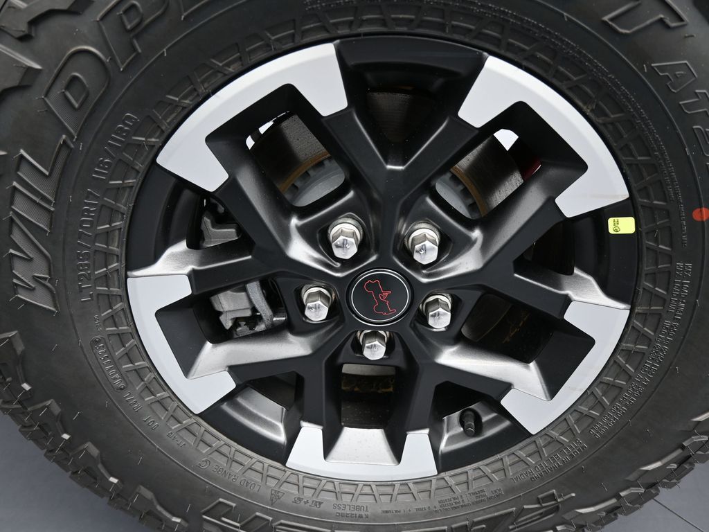 New 2026 Bright White Clearcoat Jeep Rubicon image 35