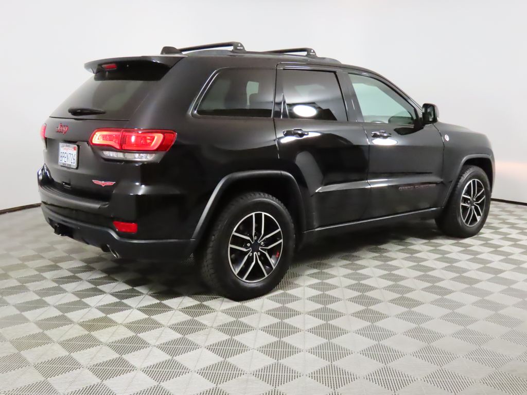 Thumbnail: 2020 Jeep Grand Cherokee - 5