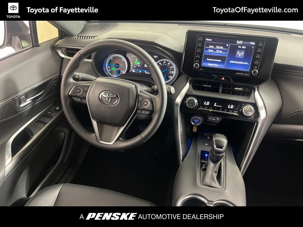 Thumbnail: 2021 Toyota Venza - 15
