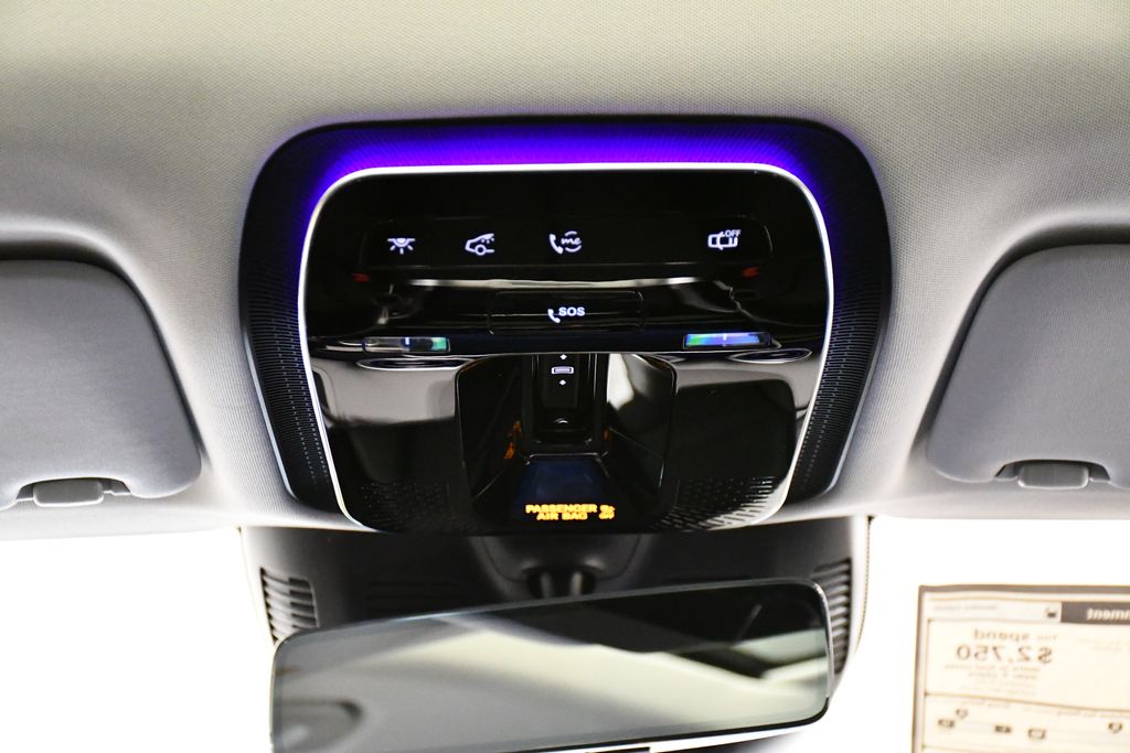 Thumbnail: 2025 Mercedes-Benz GLC - 18