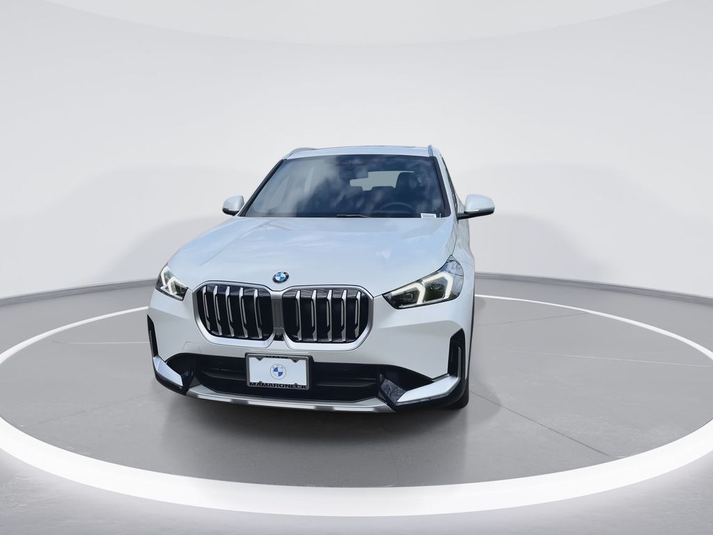 2025 BMW X1 xDrive28i 3