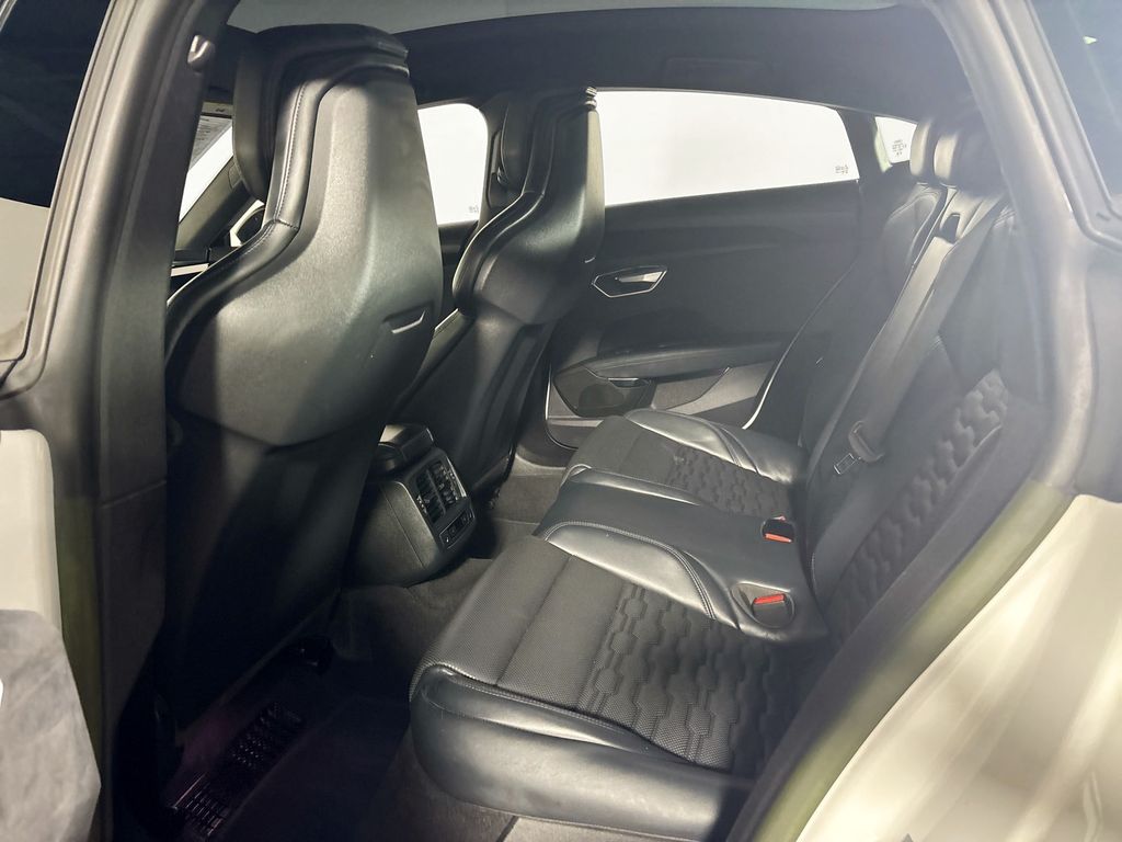2023 Audi e-tron GT Prestige