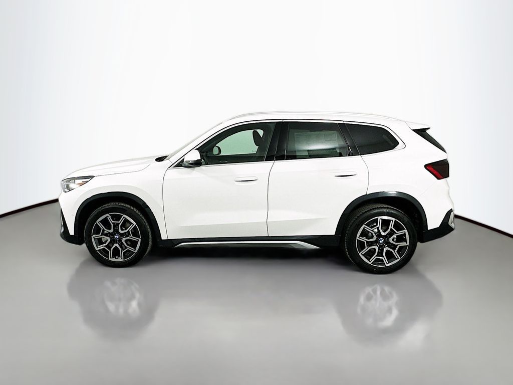 2025 BMW X1 xDrive28i 8