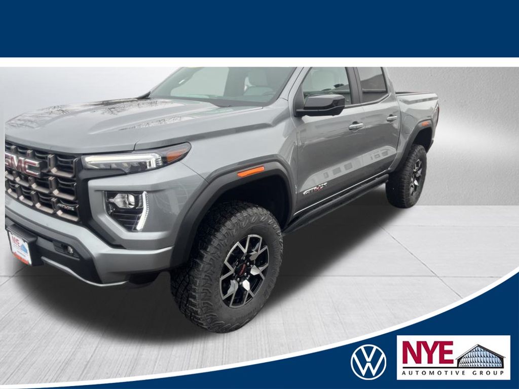 2025 GMC Canyon AT4 Crew Cab 4WD
