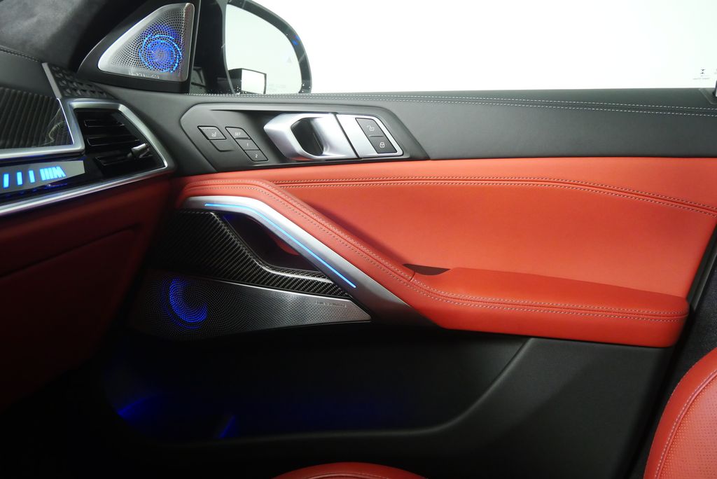 Thumbnail: 2025 BMW X6 - 31