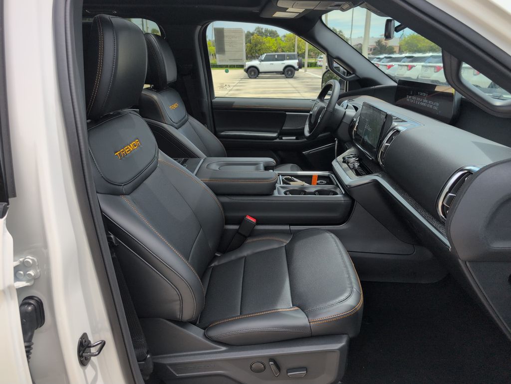 New 2027 White Ford Tremor image 15
