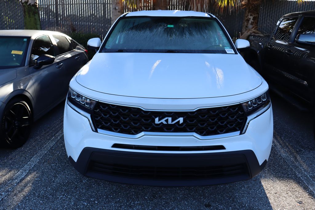 Thumbnail: 2023 Kia Sorento - 5