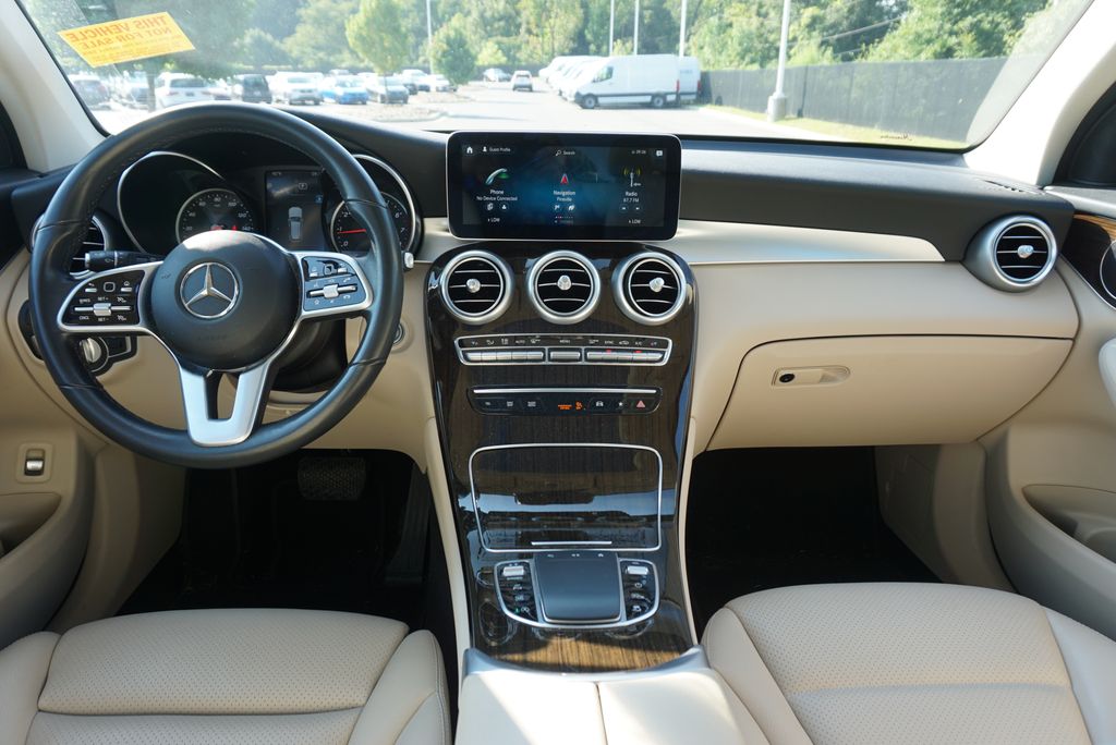 Thumbnail: 2021 Mercedes-Benz GLC - 17