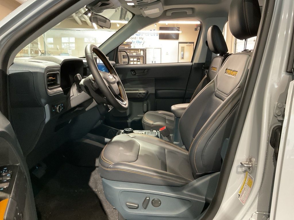 New 2026 White Ford Tremor image 9