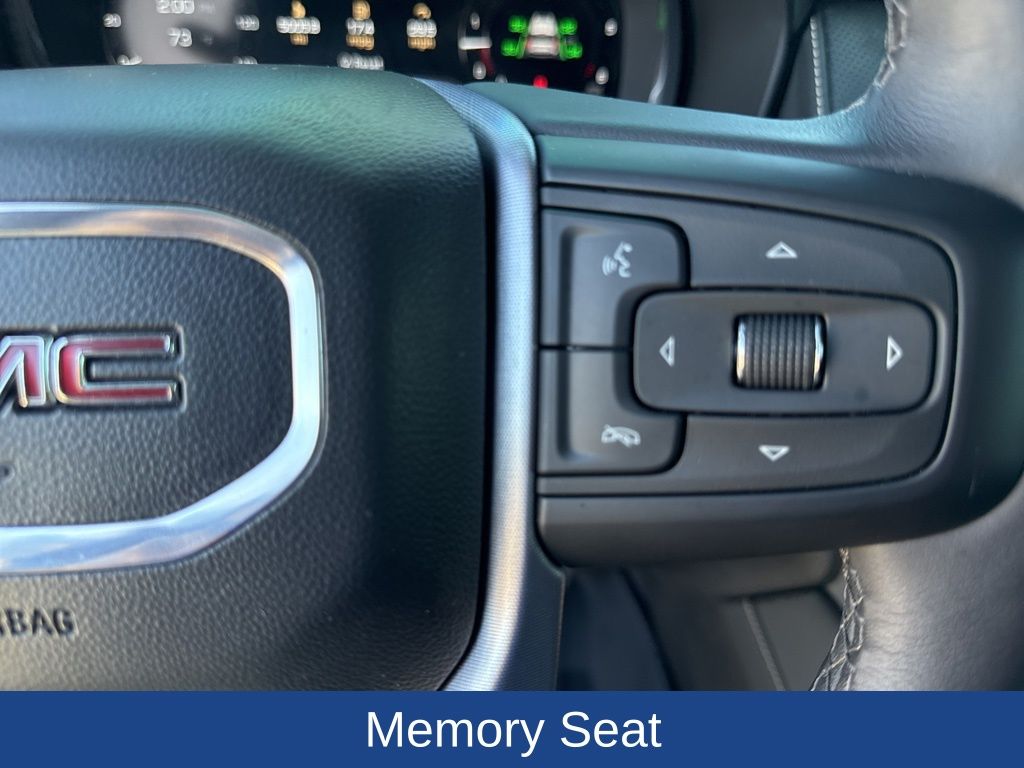2022 GMC Yukon SLT