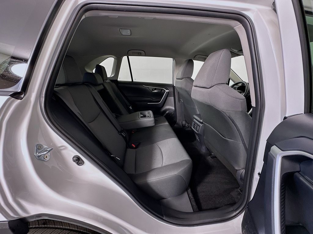 Thumbnail: 2025 Toyota RAV4 - 26
