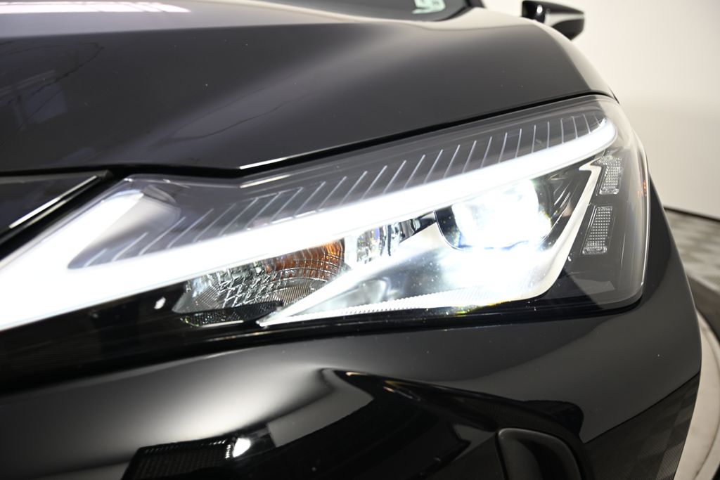 Thumbnail: 2021 Lexus UX - 11