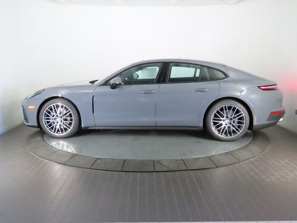 Thumbnail: 2026 Porsche Panamera - 2