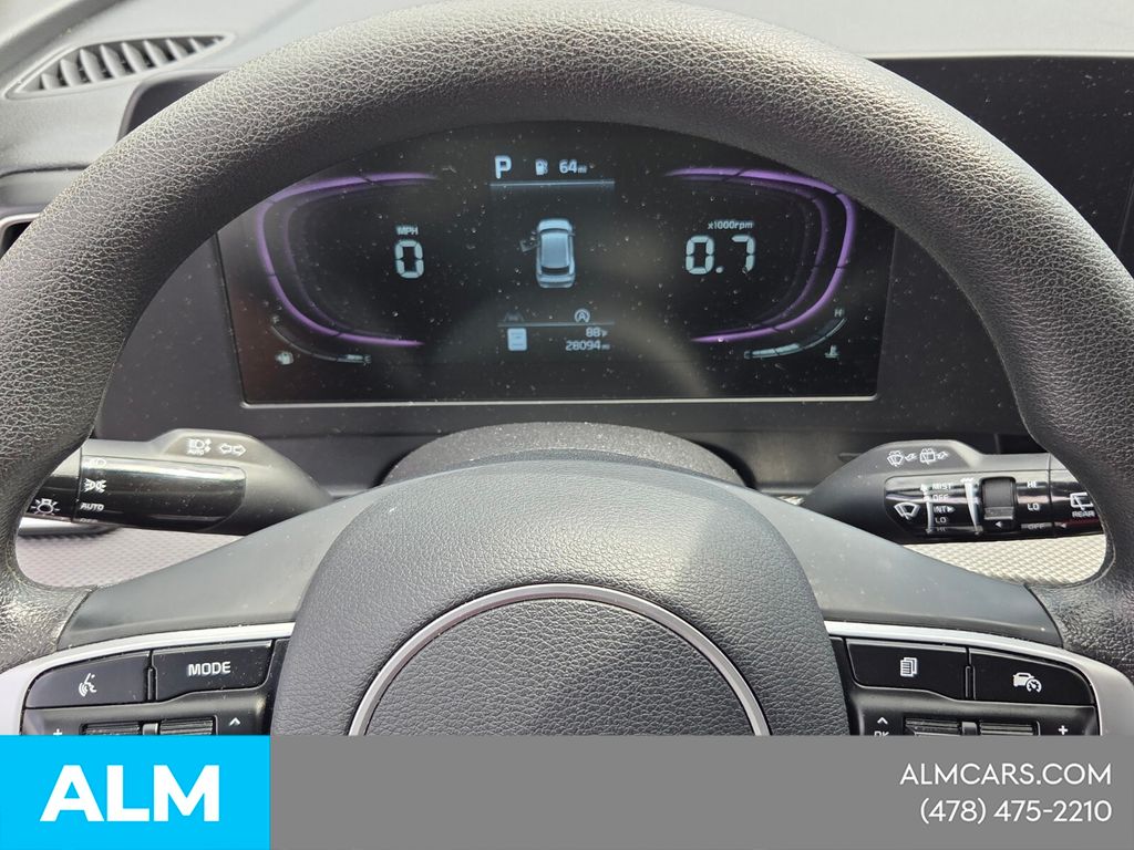 Used 2025 White Kia LX image 21