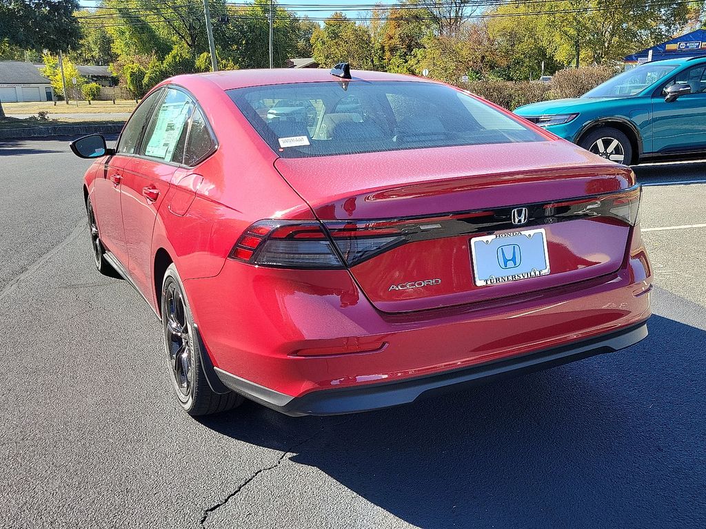 2025 Honda Accord SE 3
