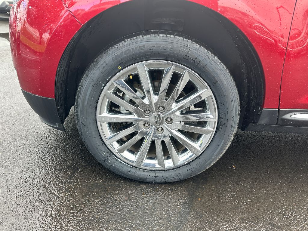 2015 Lincoln MKX Base